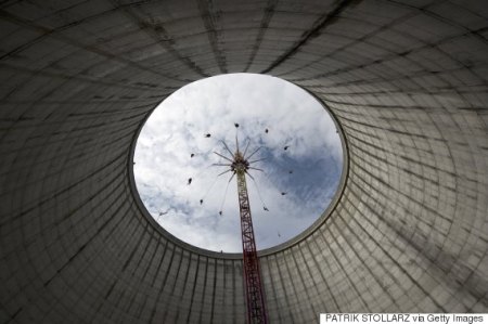 Swing Mandala - Photo by Patrik Stollarz