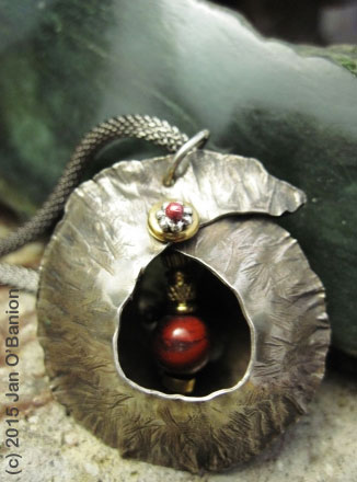 Jasper Cocoon Pendant