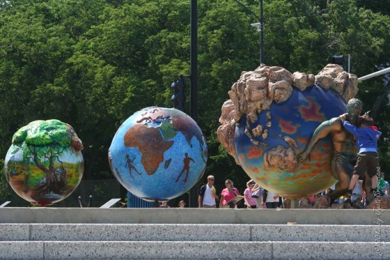 Chicago Globes - photo by Jyoti Srivastava