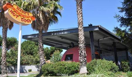 Marks Hot Dogs - Full view