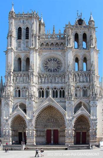 Our Lady of Amiens - full church view - photo by Jean-Pol GRANDMONT