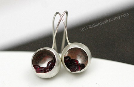 Sterling Garnet Earrings by VillaSorgenfrei.etsy.com